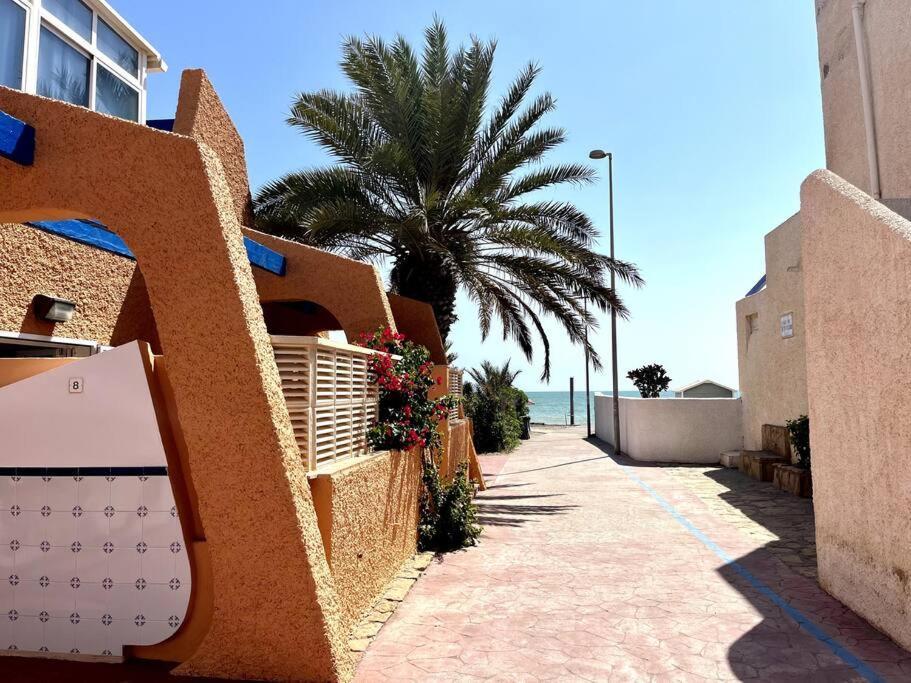 Estudio Naturista Indalo Vera Esterno foto